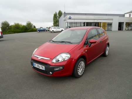 FIAT PUNTO EVO DIESEL 109075 KMS 6250€